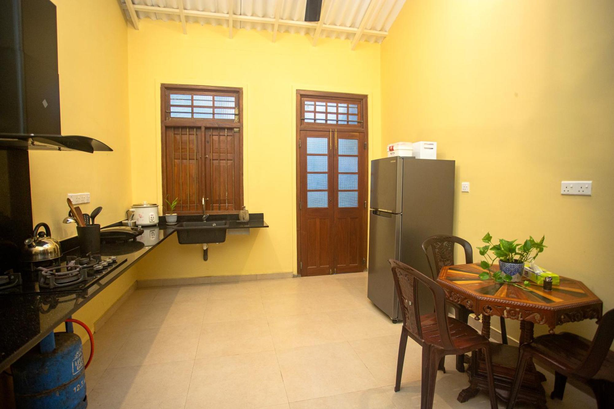 Dhyana Villa 安伯朗戈德 外观 照片
