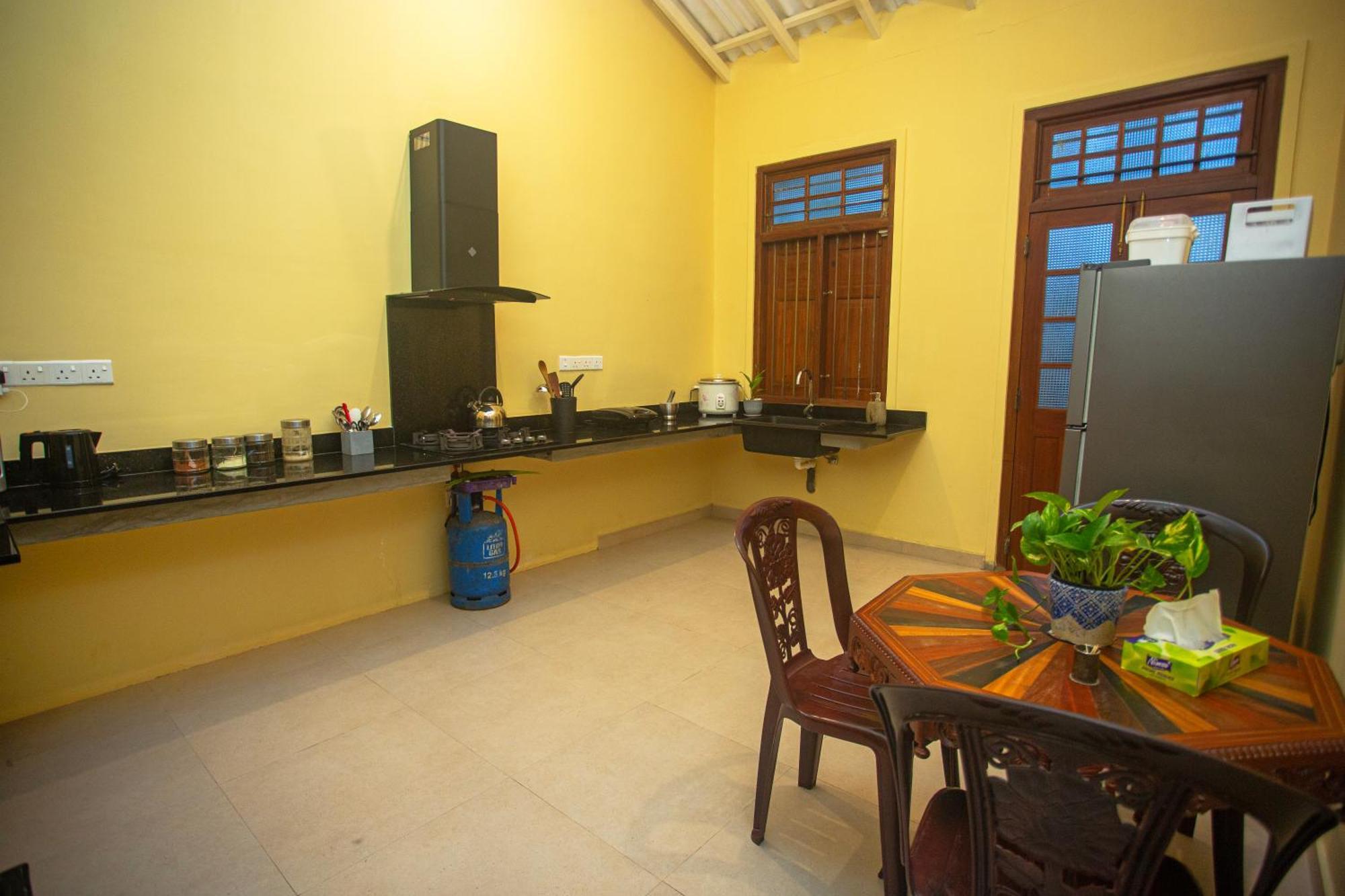 Dhyana Villa 安伯朗戈德 外观 照片