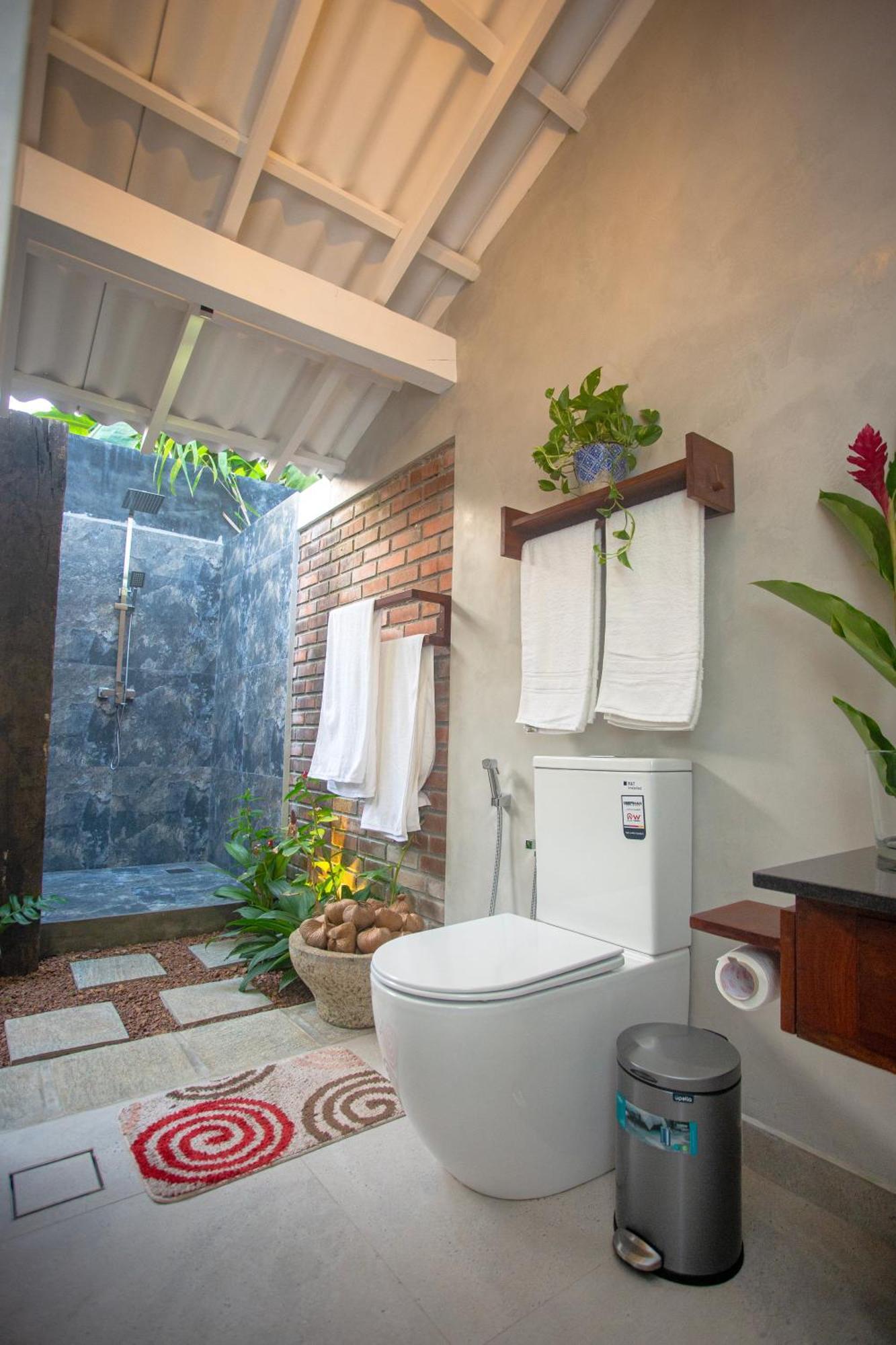 Dhyana Villa 安伯朗戈德 外观 照片