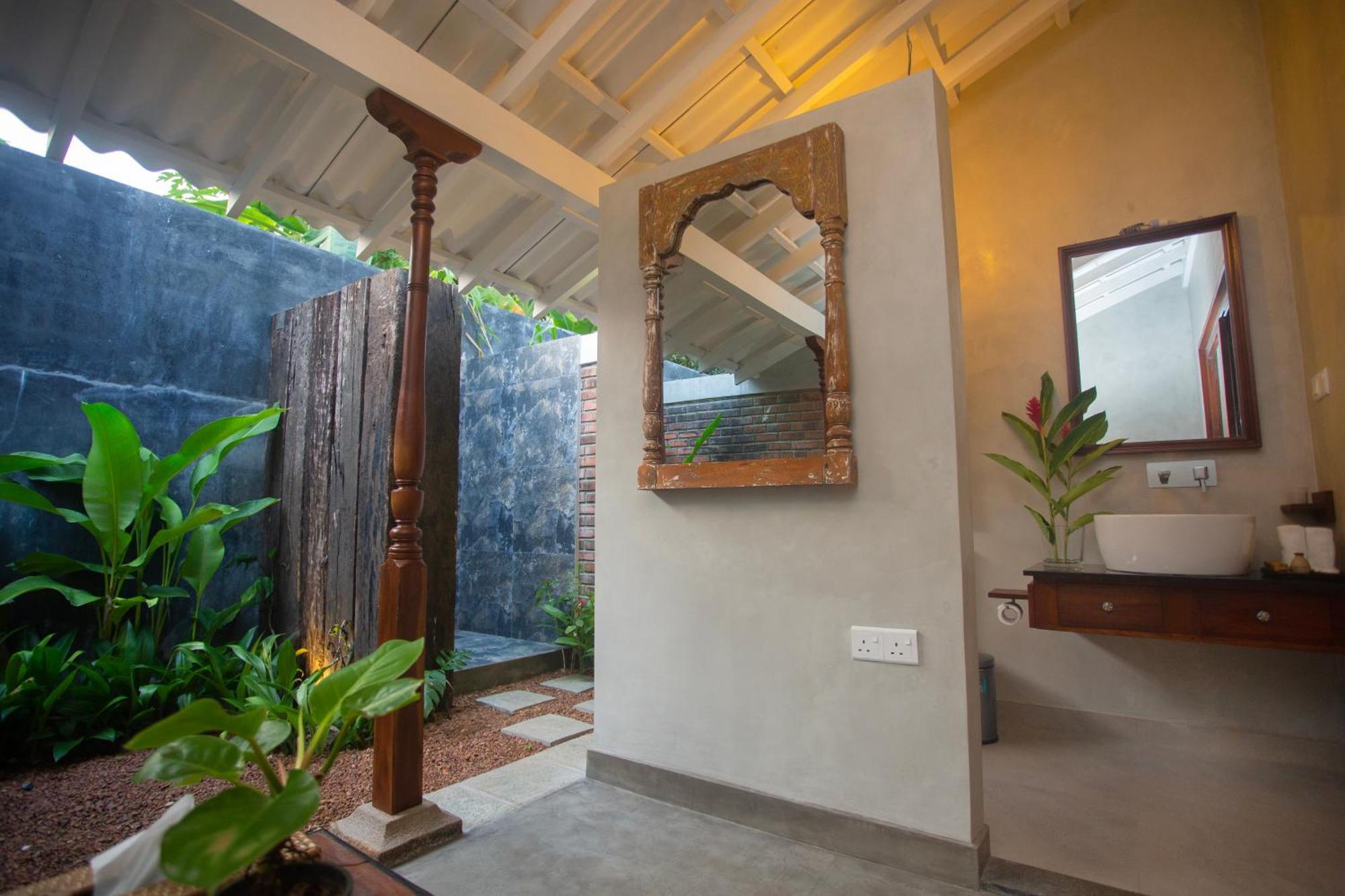 Dhyana Villa 安伯朗戈德 外观 照片