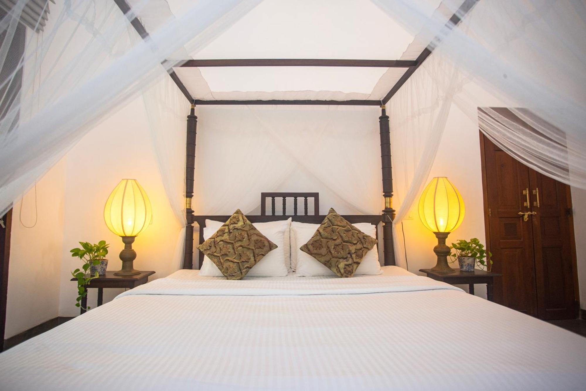 Dhyana Villa 安伯朗戈德 外观 照片
