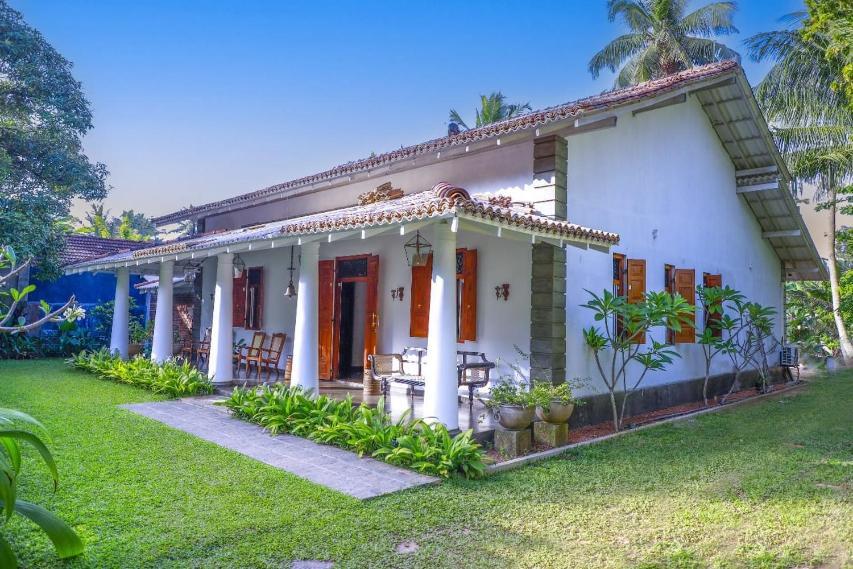 Dhyana Villa 安伯朗戈德 外观 照片